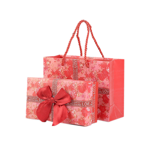 Factory Custom Logo small paper box package,candy gift paper box with bag
